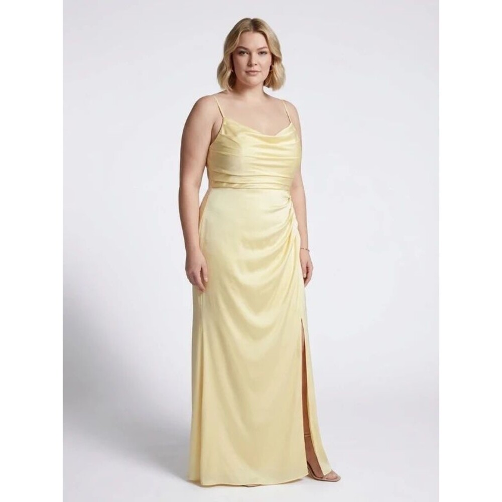 Azazie Long Yellow Formal Dress Size 16